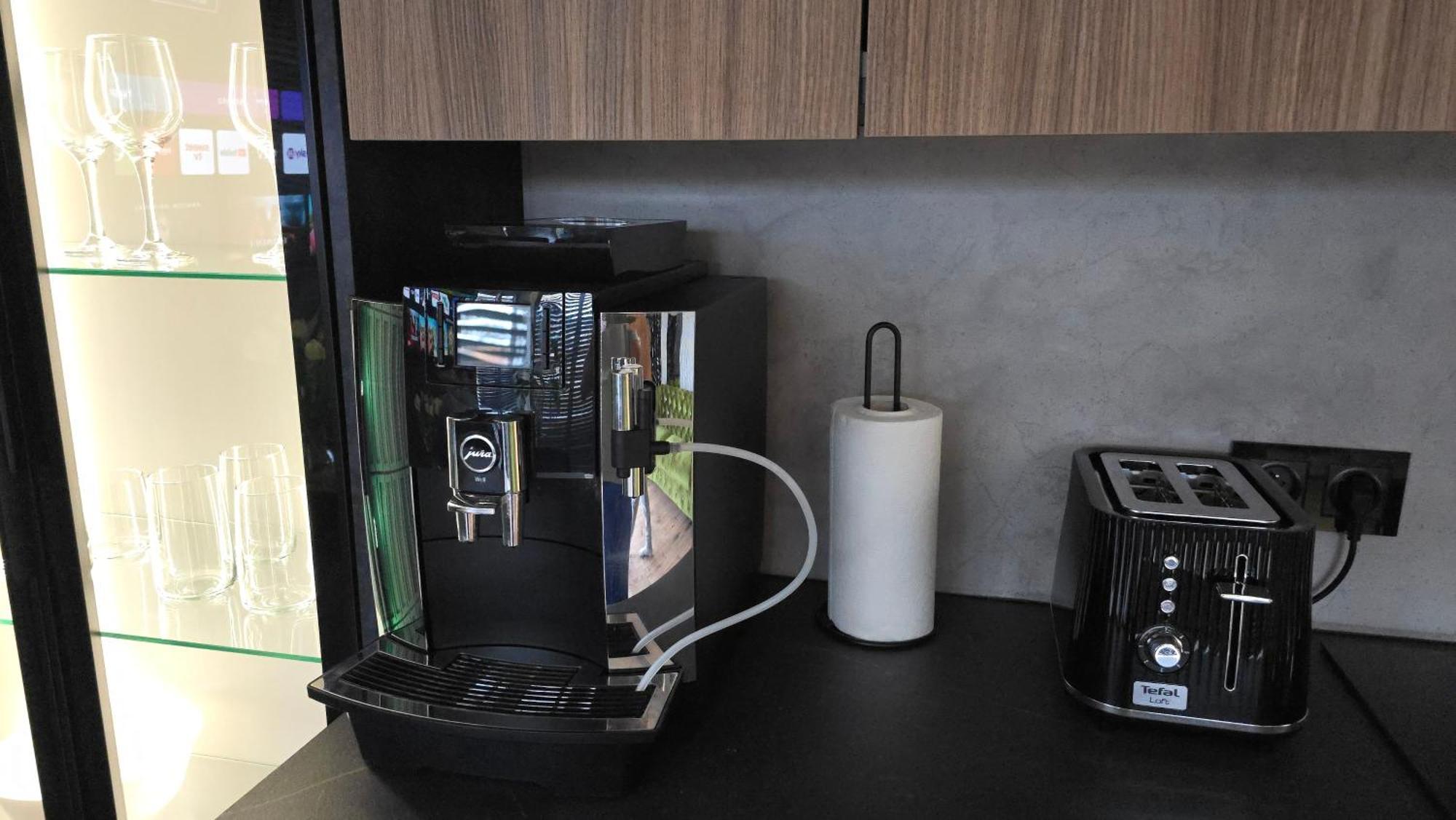Apartament Dark Prestige New ! - Dostep 24H, Projektor , Garaz Podziemny , Klimatyzacja , Duzy Taras Kielce Zewnętrze zdjęcie