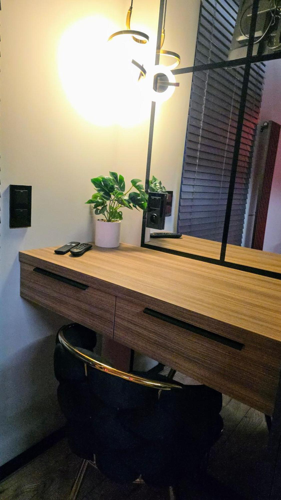 Apartament Dark Prestige New ! - Dostep 24H, Projektor , Garaz Podziemny , Klimatyzacja , Duzy Taras Kielce Zewnętrze zdjęcie